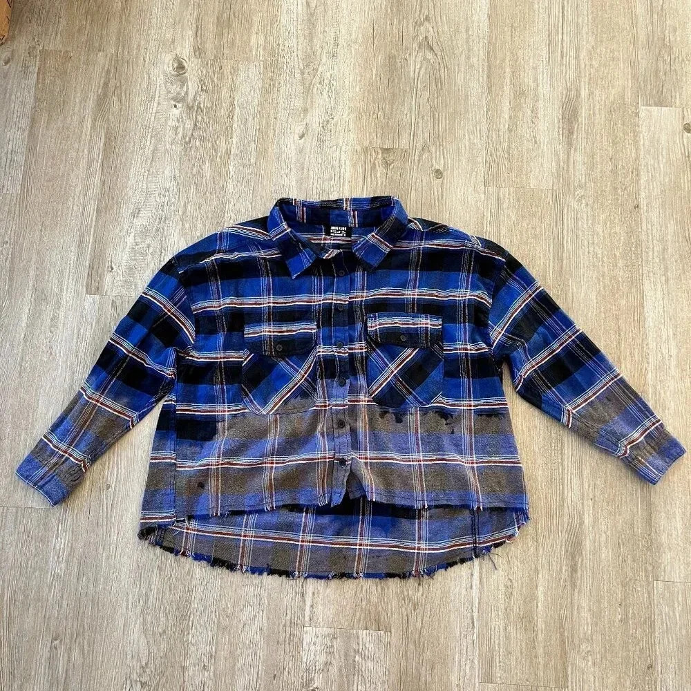 Womens Jolie & Joy Blue Distressed Plaid Shirt - 1X